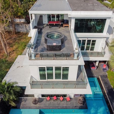 Villas In Pattaya Джомтиен Бийч Екстериор снимка