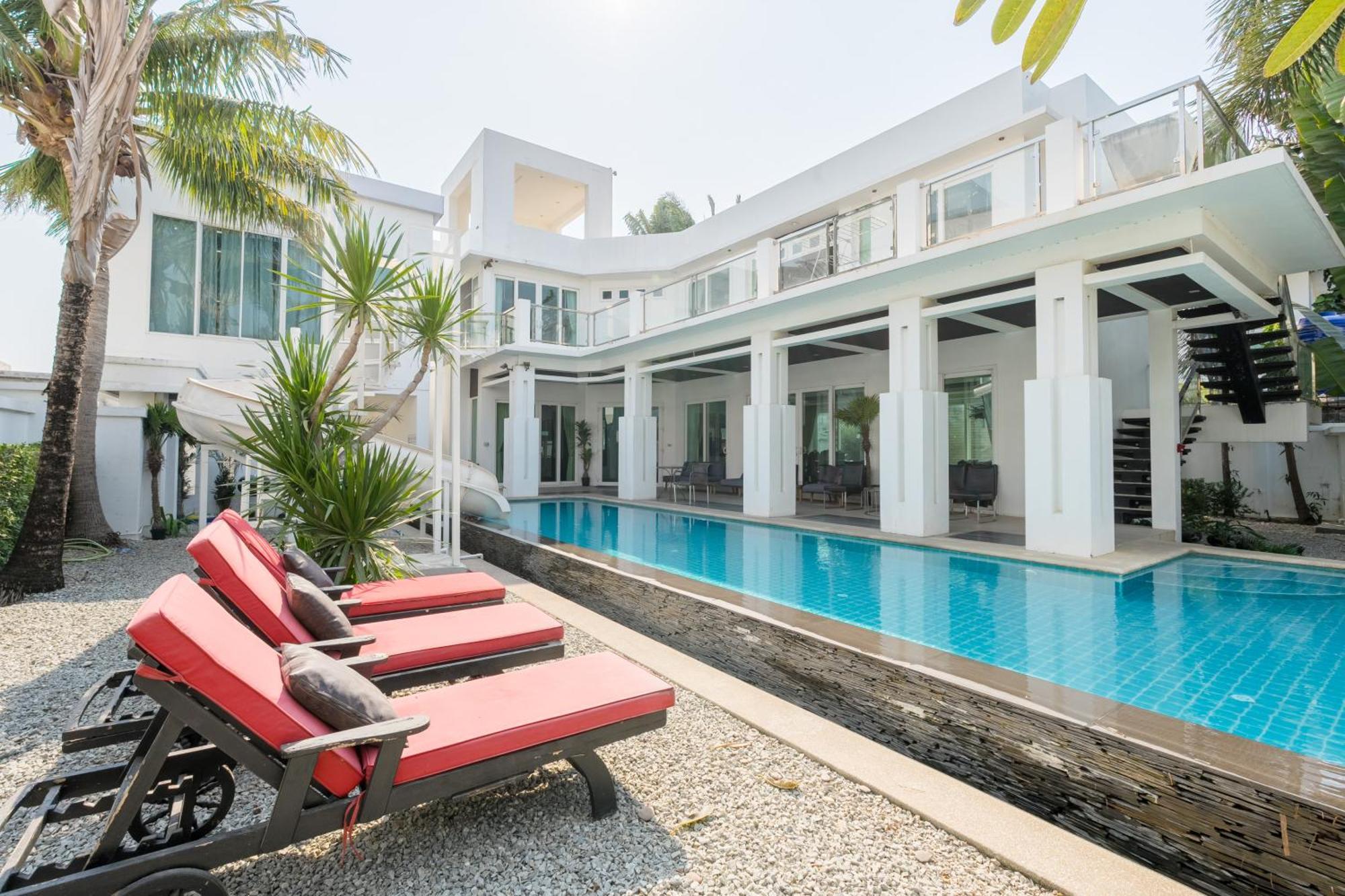 Villas In Pattaya Джомтиен Бийч Екстериор снимка